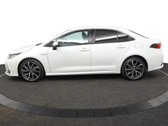 Toyota Corolla 1.8 Hybrid Executive 2019 Hybride Benzine 3