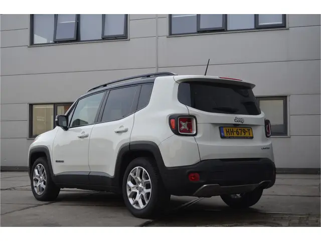 Jeep Renegade 1.4 MultiAir Limited 2015 Benzine 6