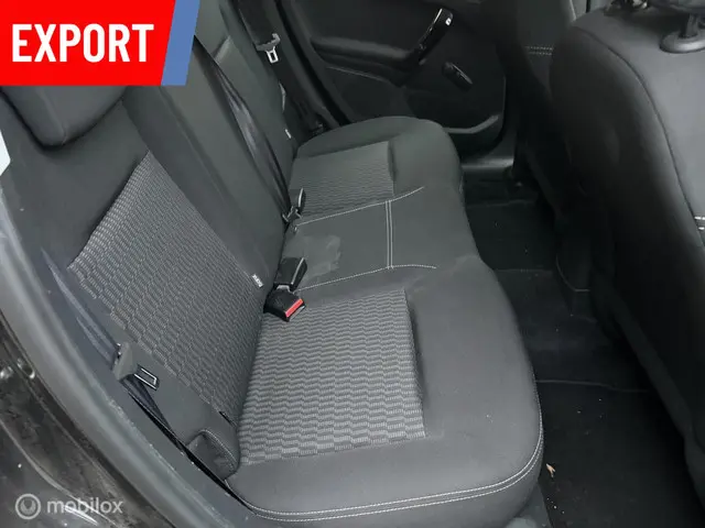 Peugeot 208 1.2 PureTech Active defect 2017 Benzine 10