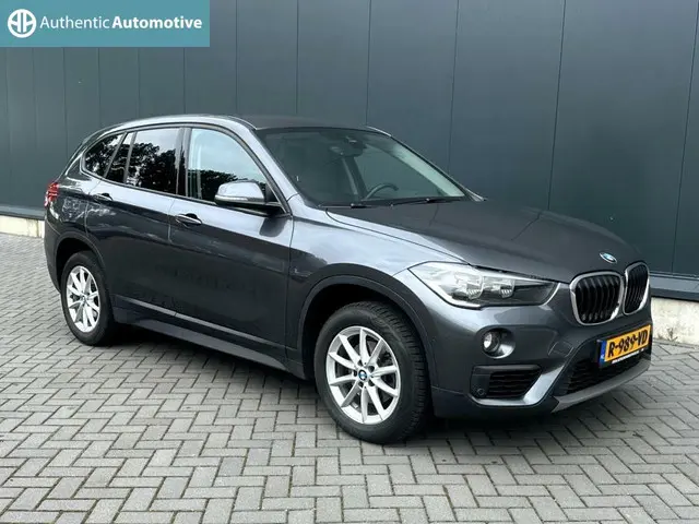 BMW X1 sDrive18i 60.000 km 2019 Benzine 7