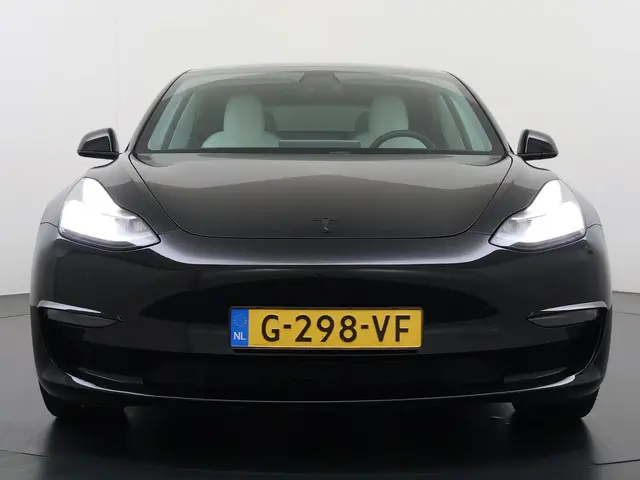 Tesla Model 3 Performance AWD 75 kWh 2019 Elektrisch 4