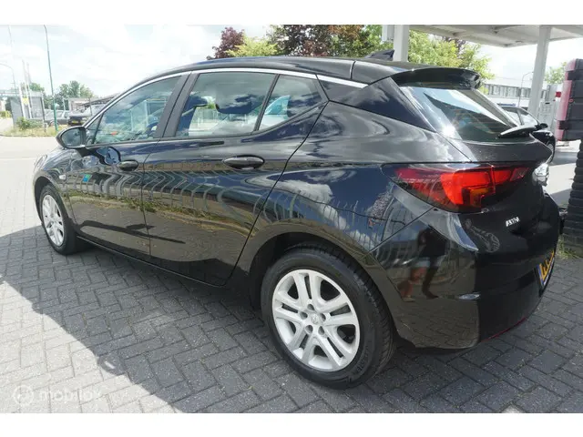 Opel Astra 1.0 Online Edition 2017 Benzine 16