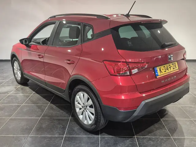 SEAT Arona 1.0 TSI Style Business Intense 2021 Benzine 6