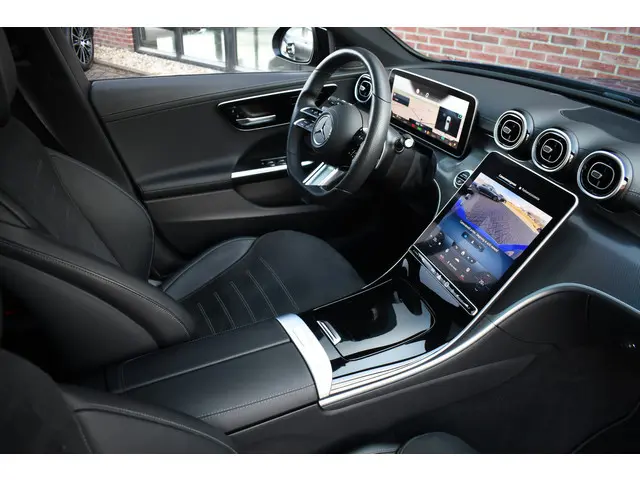 Mercedes-Benz C-Klasse Estate 200 AMG Line 2021 Benzine 65