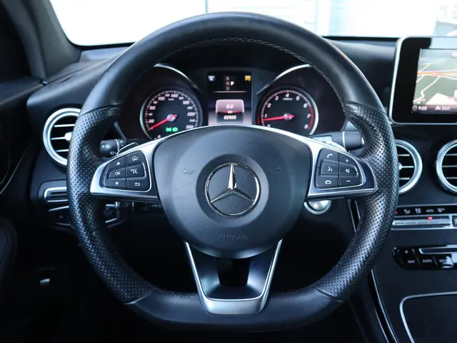 Mercedes-Benz GLC Coupé 250 4MATIC 2017 Benzine 10