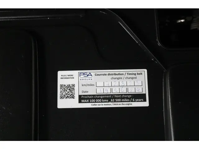 Peugeot 3008 1.2 PureTech GT Line 2018 Benzine 31