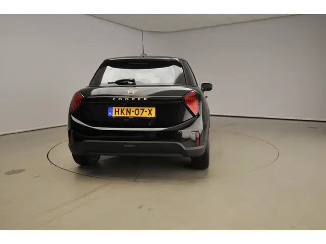 MINI 5-Deurs Cooper C 2025 Benzine 3