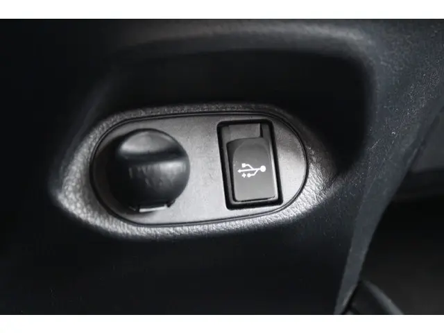 Toyota Yaris 1.5 Hybrid Active 2018 Hybride Benzine 20