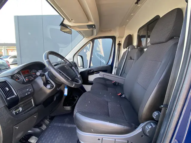 Peugeot Boxer 333 2.0 BlueHDI L2H1 Premium 2018 Diesel 6