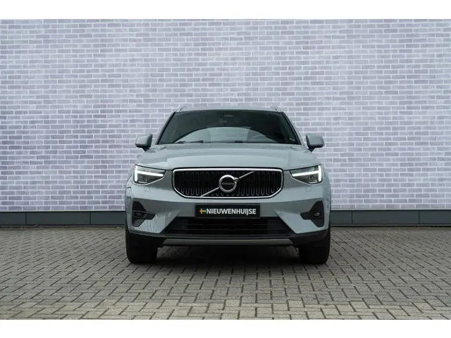 Volvo XC40 B4 197 pk Core 2023 Benzine 12