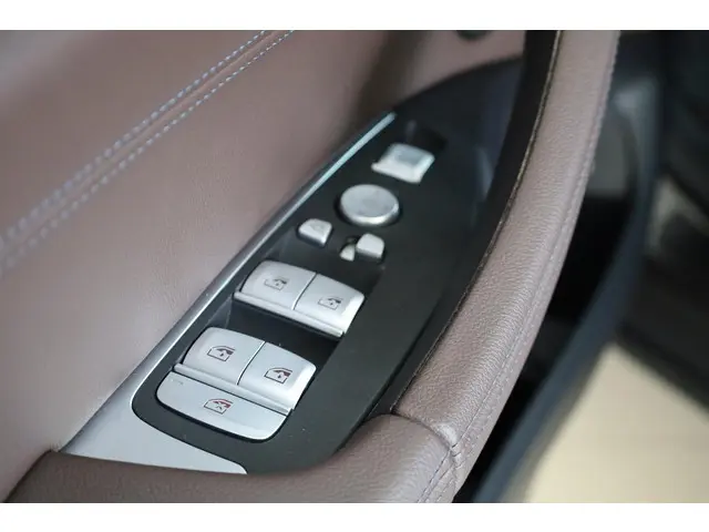 BMW X3 xDrive30e 2023 Hybride Benzine 25