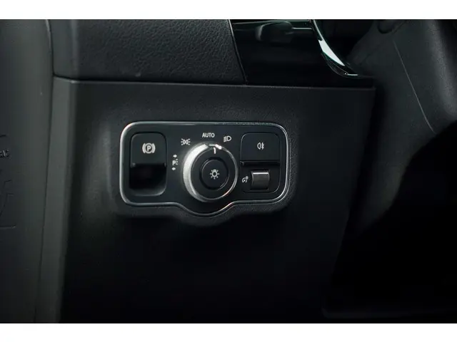 Mercedes-Benz EQA 250+ AMG Line 71 kWh 2024 Elektrisch 49