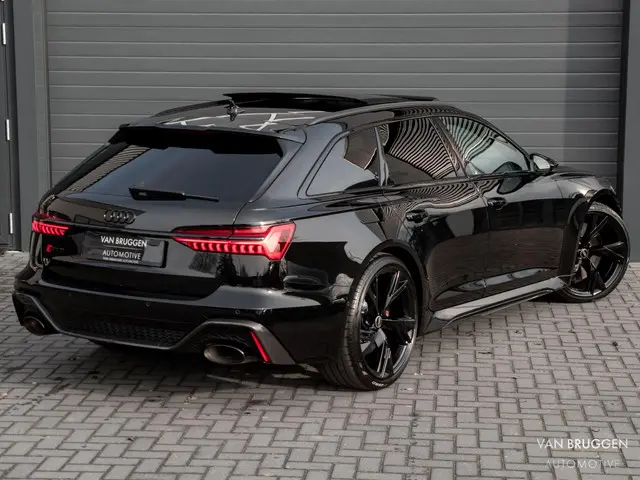 Audi RS6 Avant 4.0 TFSI quattro 2021 Benzine 43