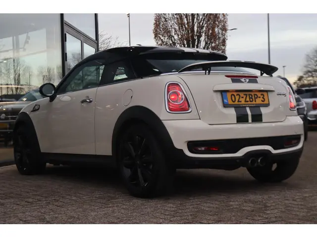 MINI Cooper S MINI COUPÉ 1.6 CHILLI 2012 Benzine 10