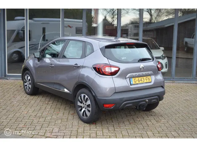 Renault Captur 0.9 TCe Zen 2017 Benzine 3