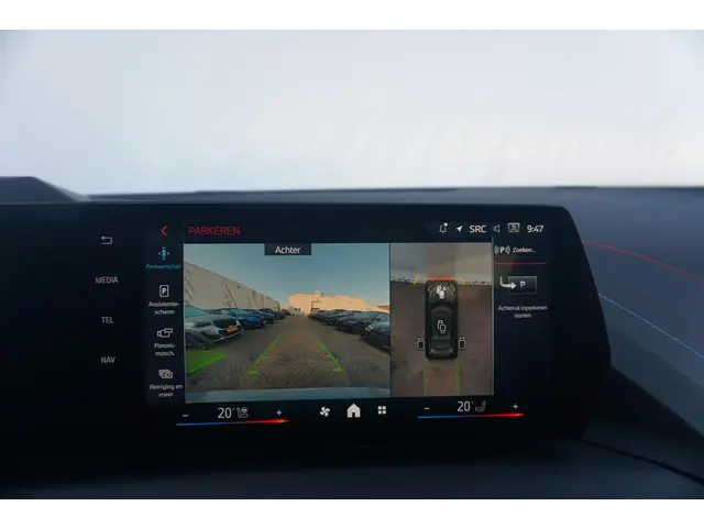 BMW 2 Serie Gran Coupé M235 xDrive 2026 Benzine 27