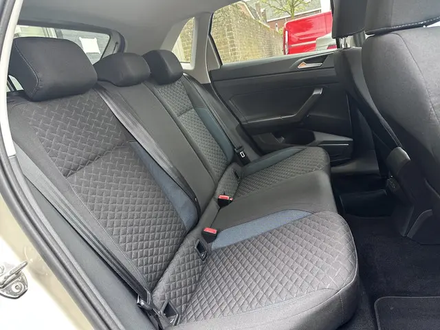 Volkswagen Polo 1.0 MPI Trendline 2019 Benzine 14