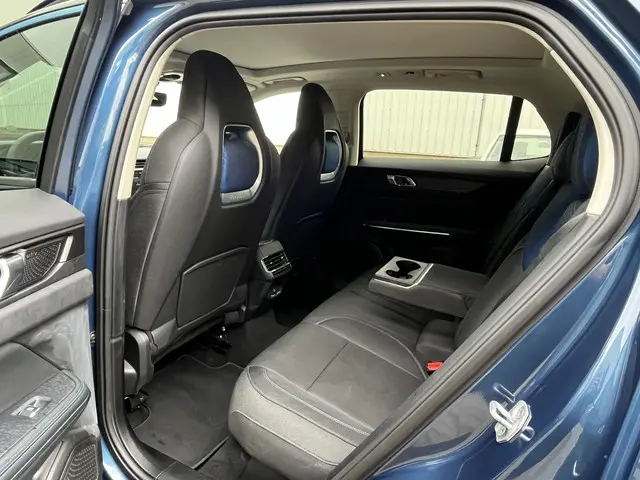 Lynk & Co 01 1.5 2023 Hybride Benzine 26