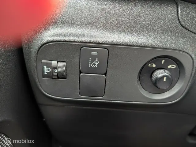 Citroën C3 1.2 PureTech Feel 105g 2017 Benzine 18