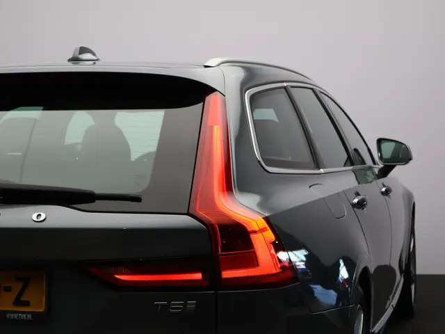 Volvo V90 2.0 T5 Inscription 2017 Benzine 36