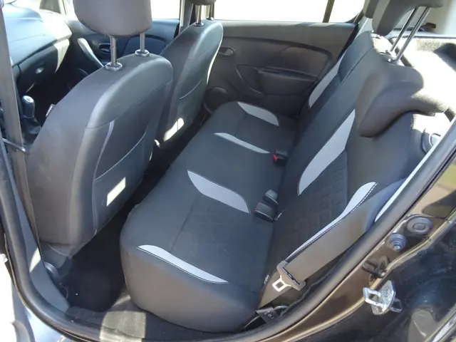 Dacia Sandero Stepway 0.9 TCe Lauréate 2014 Benzine 10