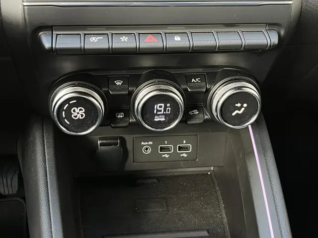 Renault Clio 1.0 TCe Intens 2020 Benzine 12