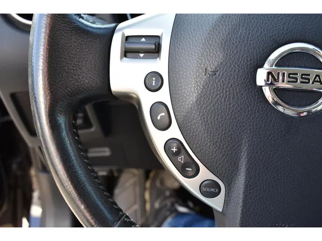 Nissan QASHQAI 1.6 Visia 2013 Benzine 24