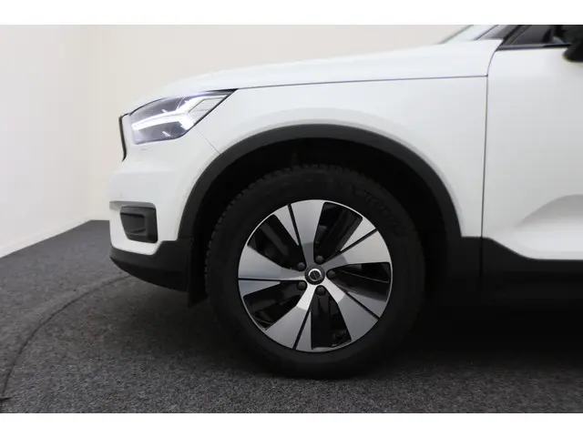 Volvo XC40 2.0 T4 AWD R-Design 2018 Benzine 26