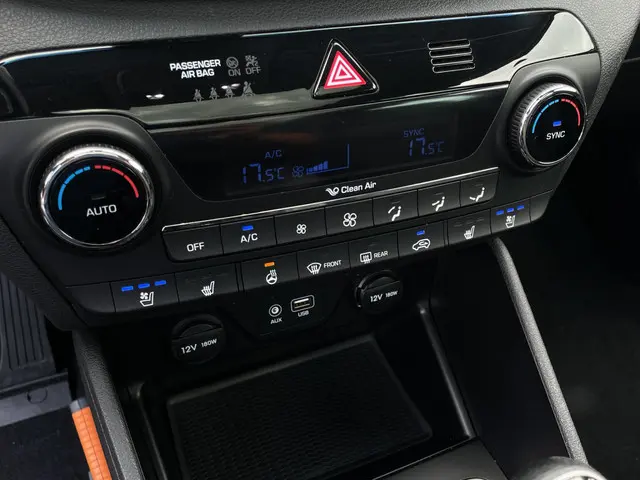 Hyundai Tucson 1.6 T-GDi Premium 2018 Benzine 18