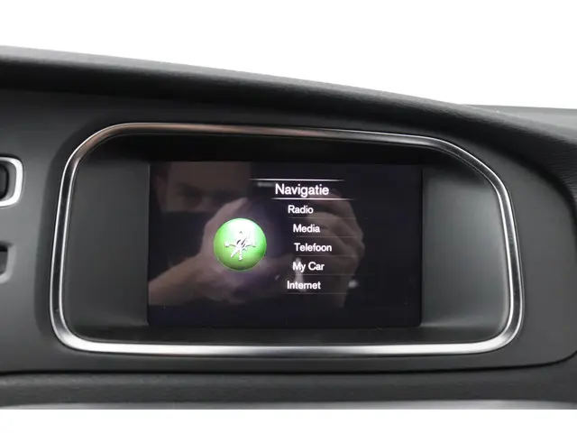 Volvo V40 1.5 T3 R-Design 2019 Benzine 15