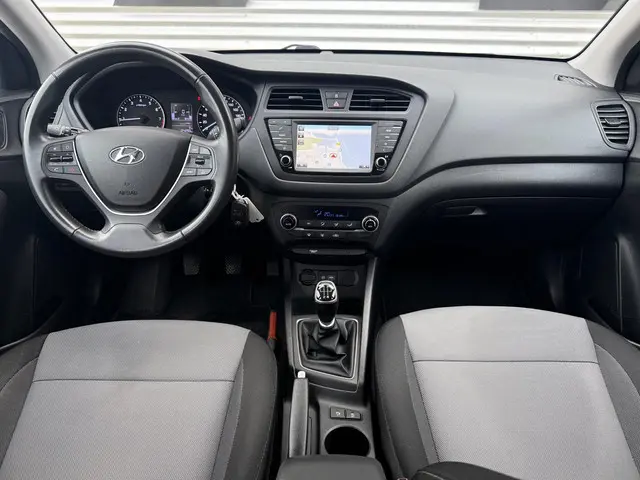 Hyundai i20 1.0 T-GDI Comfort 2018 Benzine 21