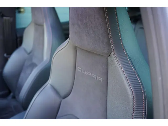 SEAT Leon ST 2.0 TSI 4DRIVE CUPRA R 2020 Benzine 23