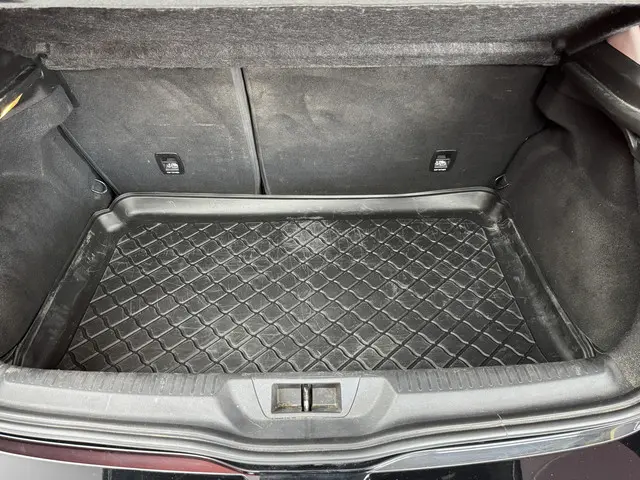 Renault Mégane 1.2 TCe Bose 2018 Benzine 25