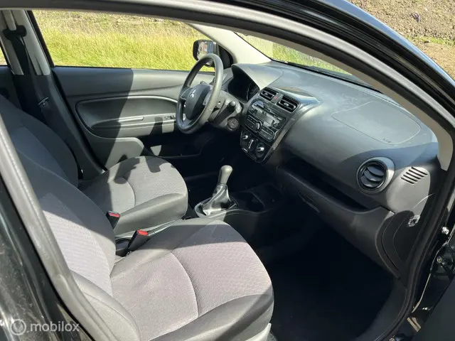 Mitsubishi Space Star 1.0 Cool+ 2019 Benzine 18