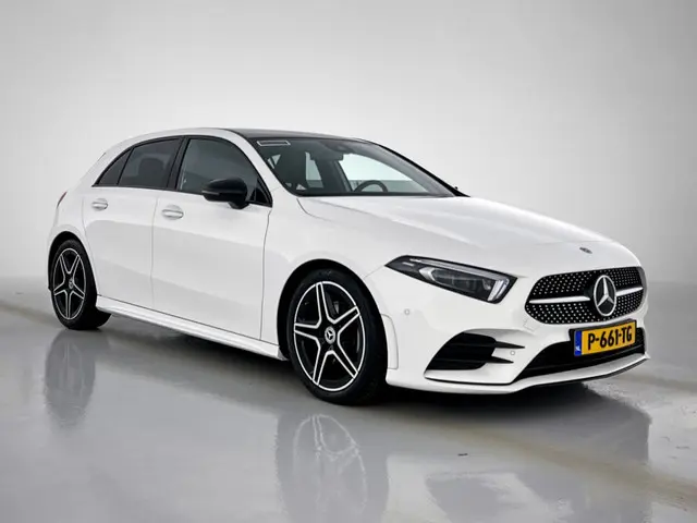 Mercedes-Benz A-Klasse 180 Premium Plus 2021 Benzine 16