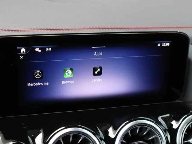 Mercedes-Benz EQA 250+ AMG Line 71 kWh 2025 Elektrisch 26