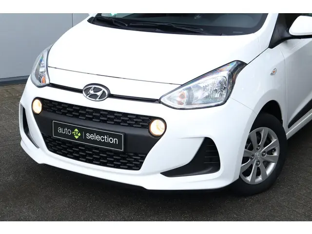 Hyundai i10 3