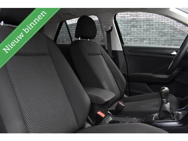 Volkswagen T-Roc Turbo LED/NAVIGATIE/PDC/ETC.! 2018 Benzine 5