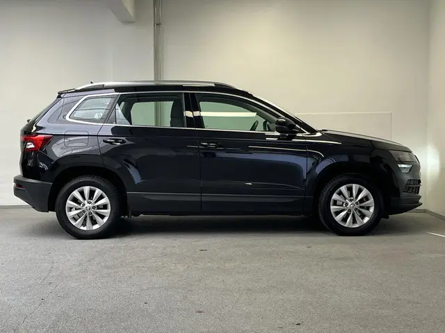 Škoda Karoq 1.0 TSI Business Edition 2021 Benzine 10