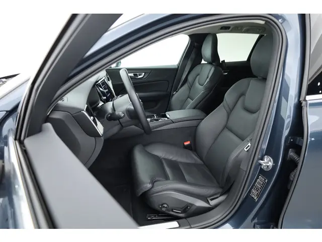 Volvo V60 2.0 T8 Inscription 2022 Hybride Benzine 3