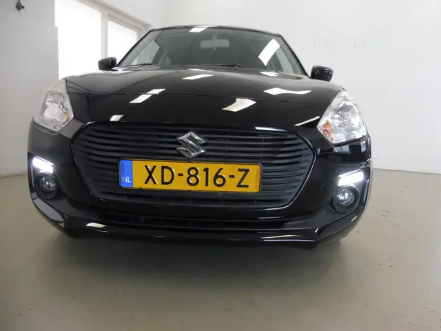 Suzuki Swift 1.2 Select 2018 Benzine 12