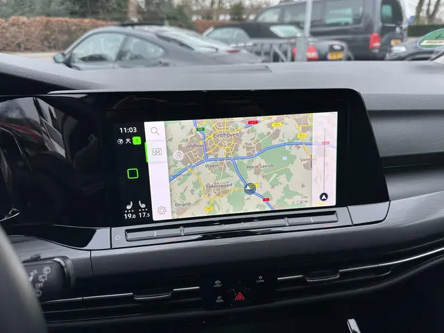 Volkswagen Golf 1.5 eTSI 150PK DSG Style 2023 Benzine 16