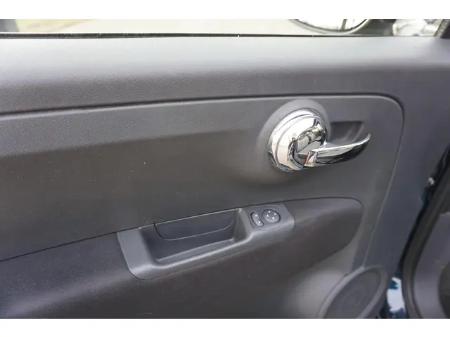 Fiat 500 1.2 Lounge 2017 Benzine 10