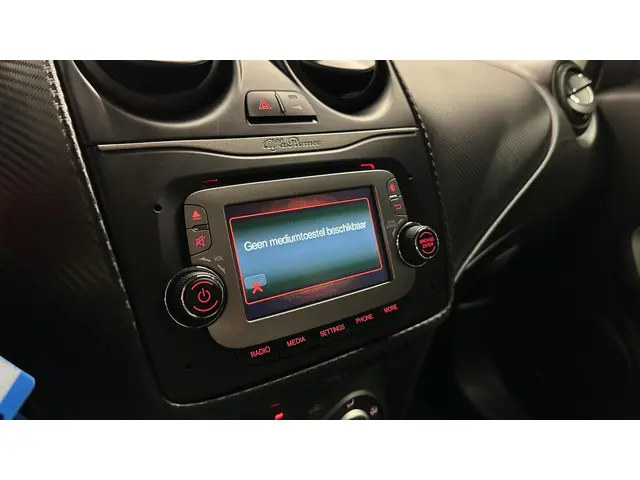 Alfa Romeo MiTo 0.9 TwinAir SBK AIRCO LM. 2013 Benzine 25