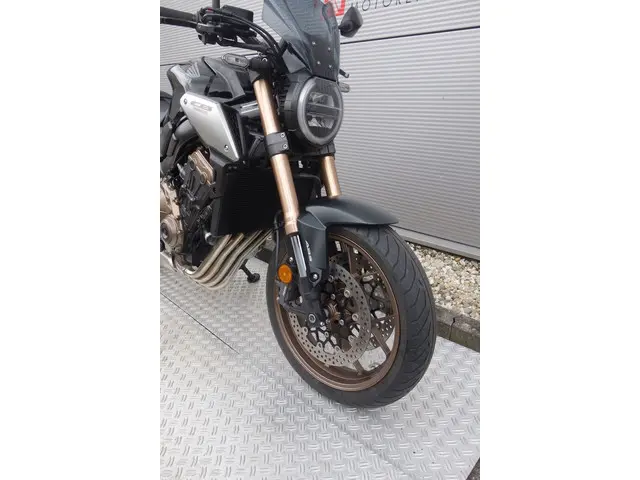 Honda CB 650 R 2019 Benzine 6