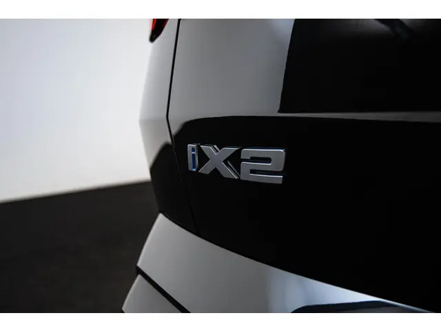 BMW iX2 xDrive30 67 kWh 2024 Elektrisch 25