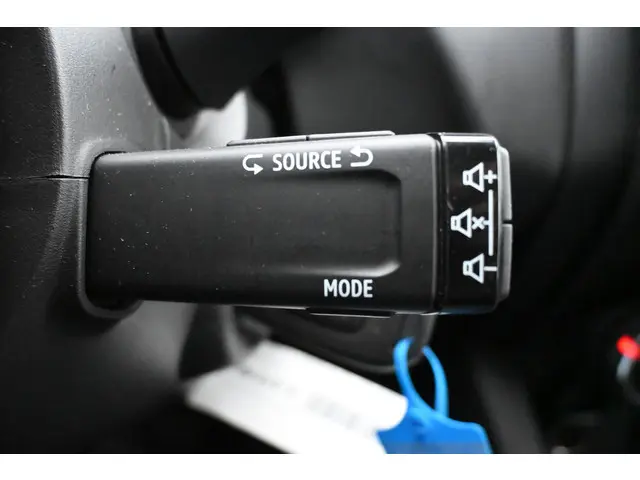 Renault Captur 1.0 TCe 90 equilibre 2023 Benzine 34