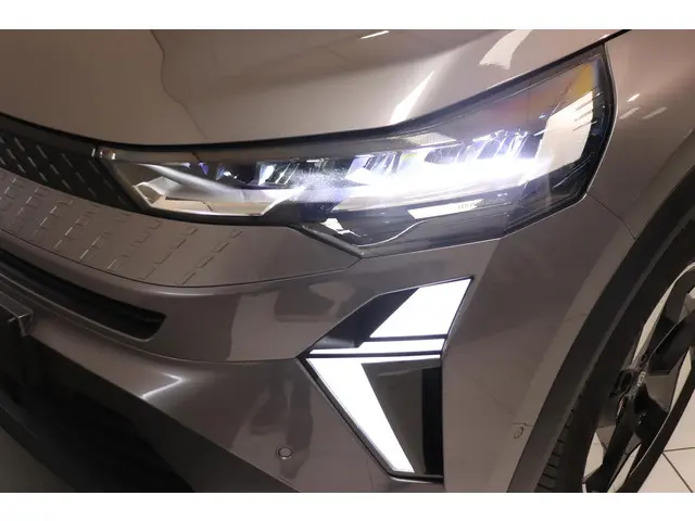 Renault Captur 1.0 TCe 90 techno 2024 Benzine 25