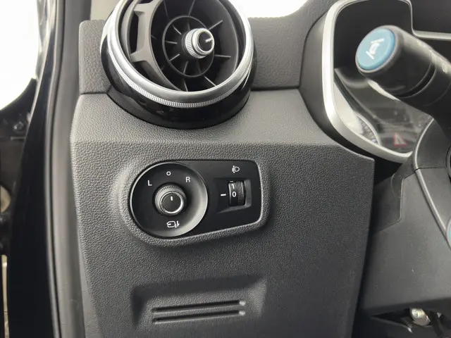 MG ZS EV Luxury 45 kWh {SOH-90 %} 2020 Elektrisch 22