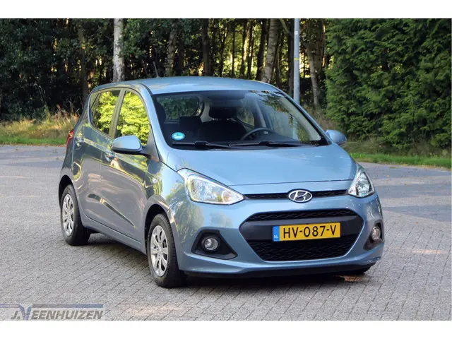 Hyundai i10 1.0i i-Motion Comfort 2016 Benzine 1